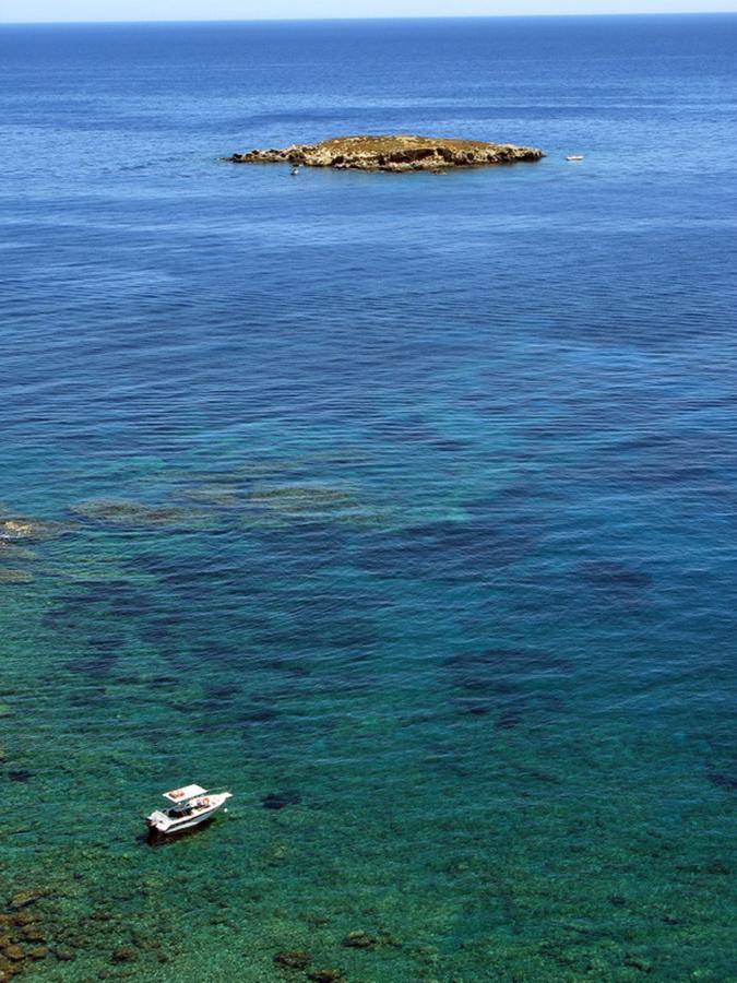 Coral Bay Sunbeam Villa Kültér fotó